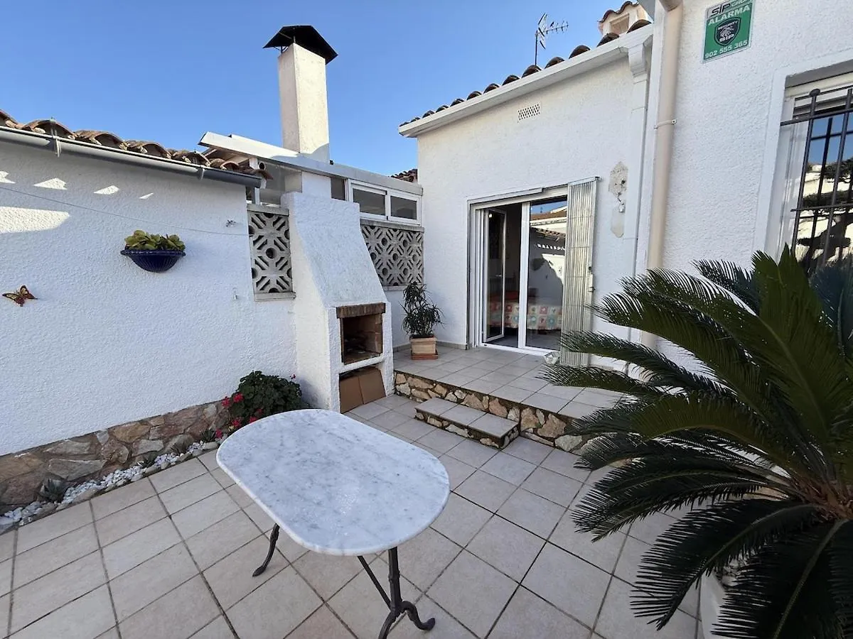 Awaydays - Casa Con Piscina Villa Empuriabrava