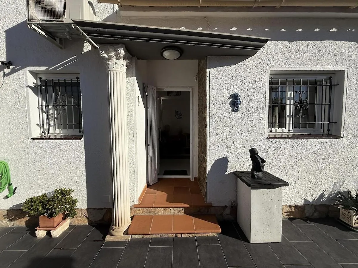 Awaydays - Casa Con Piscina Villa Empuriabrava Spain